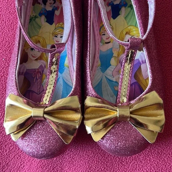 Disney princess shoes size 13 - Picture 3 of 6